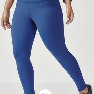 Fabletics 2X Salar Legging Solid Hold